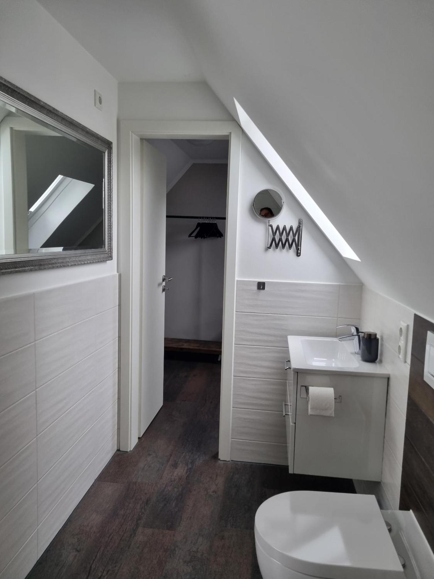 Likehome Suite Buchholz in der Nordheide Habitación foto