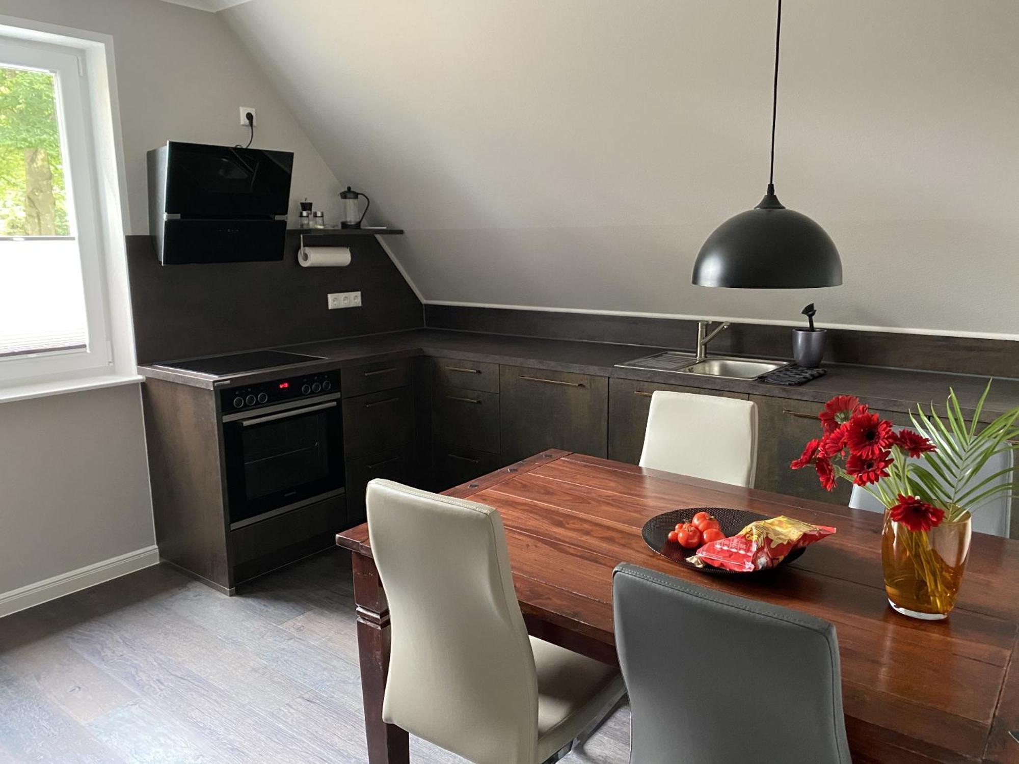 Likehome Suite Buchholz in der Nordheide Habitación foto